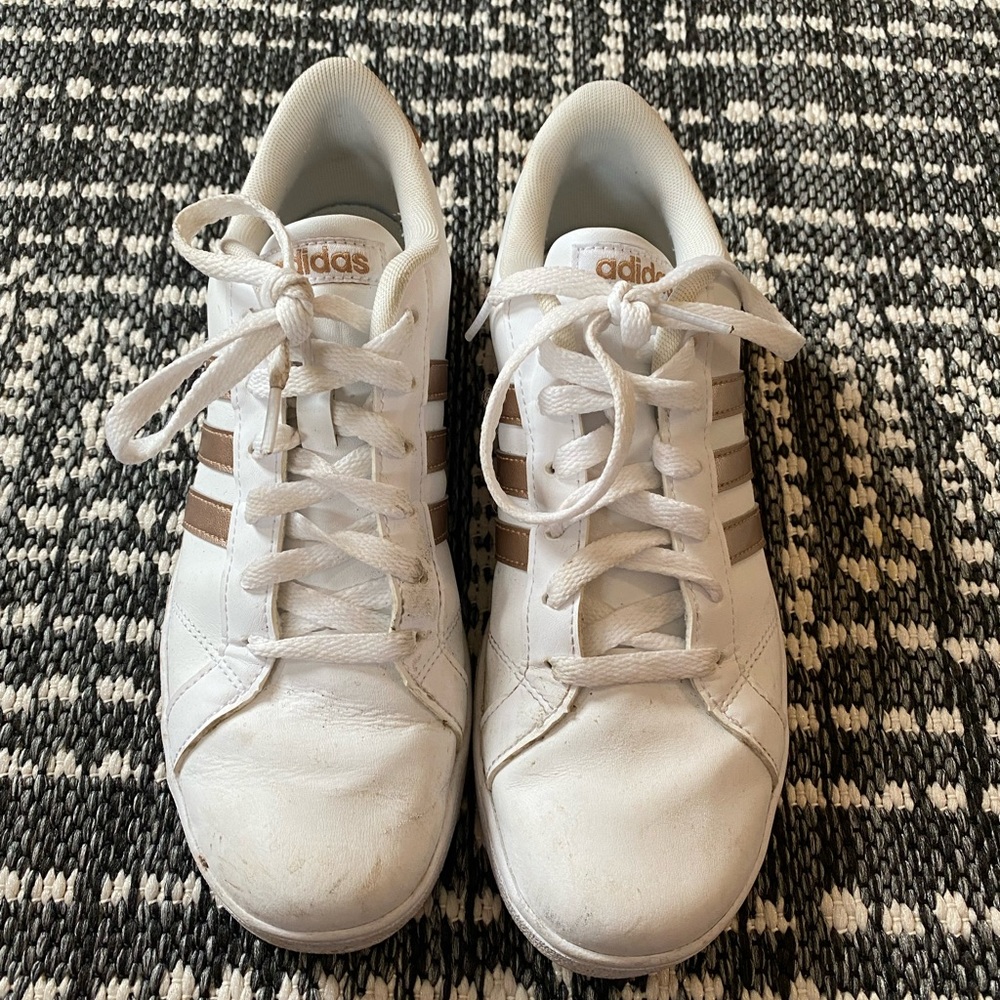 Adidas Sneakers - Women’s Size 6